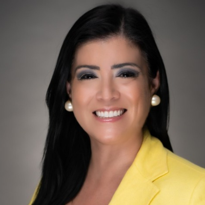 Carla Garcia headshot